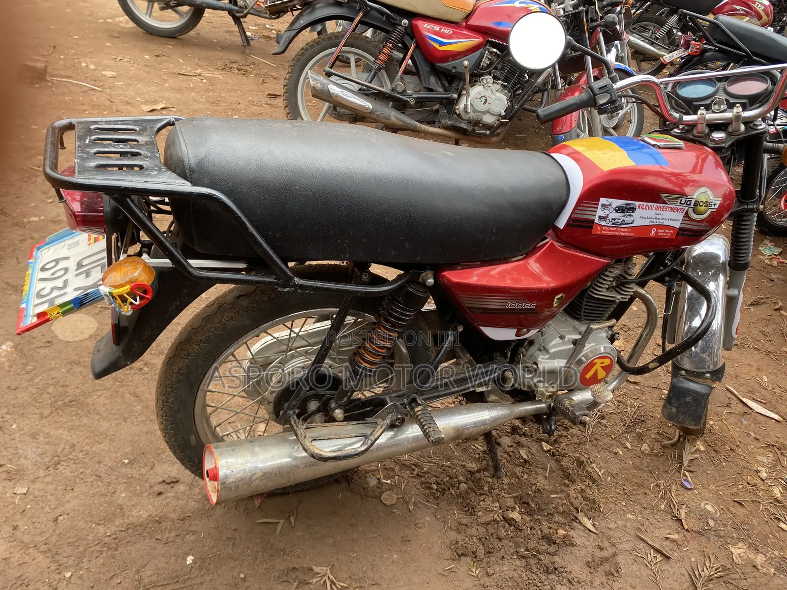 Bajaj Boxer 100 2022 Red