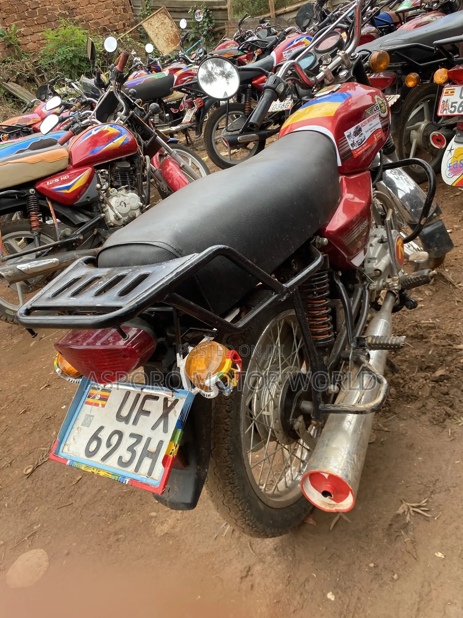 Bajaj Boxer 100 2022 Red