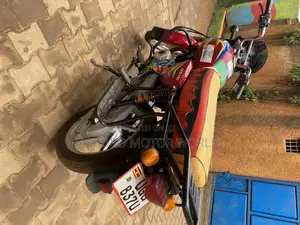 Bajaj CT 125X 2024 Red