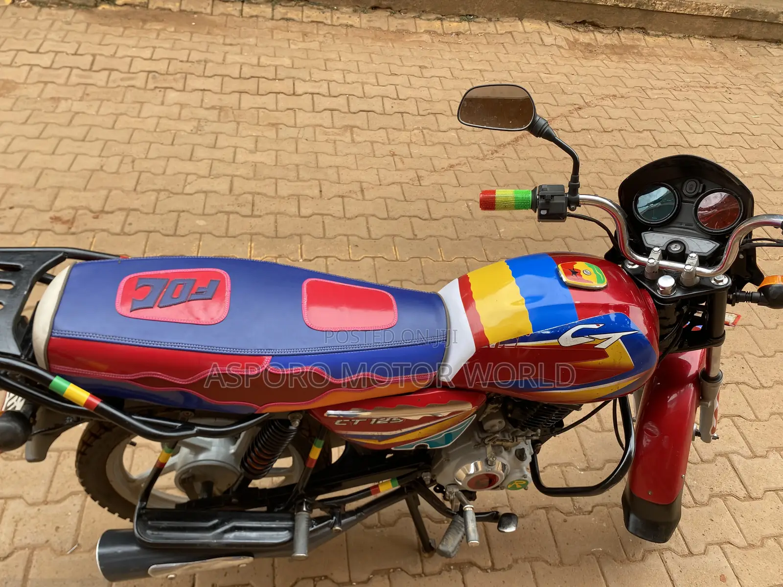 Bajaj CT 125X 2023 Red