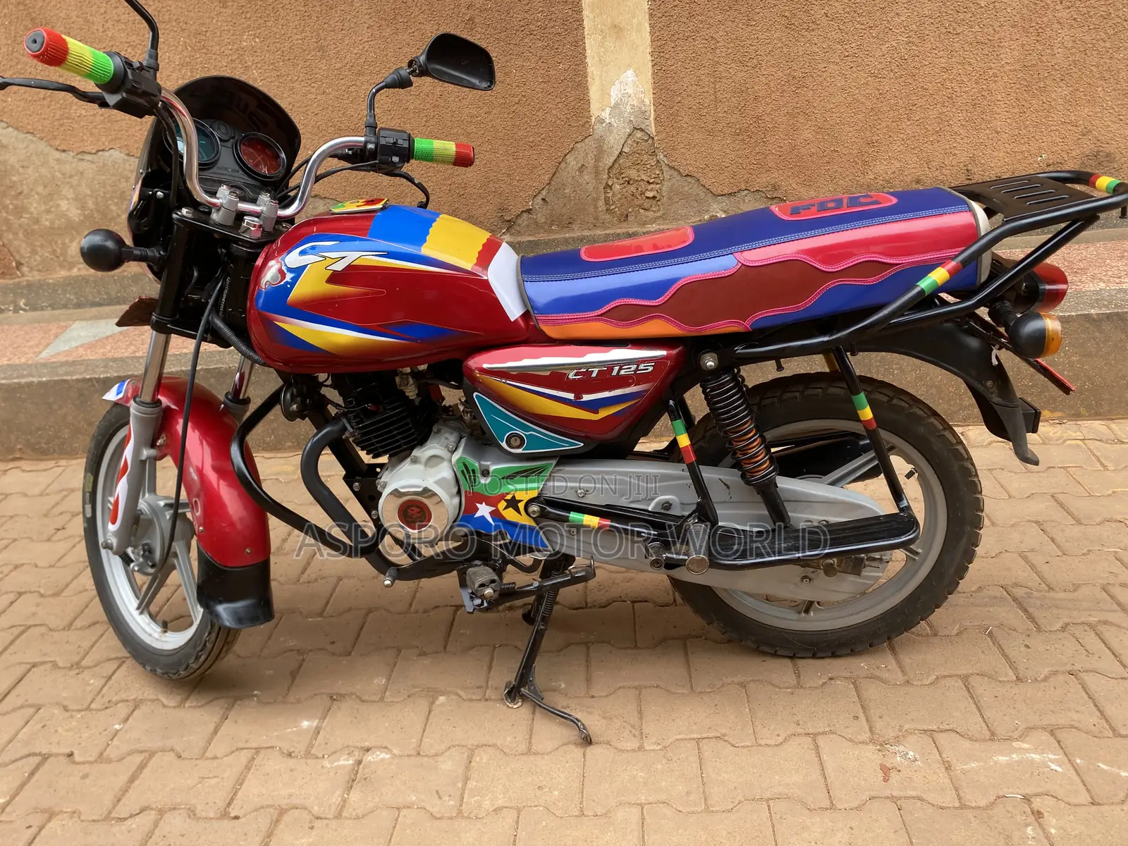 Bajaj CT 125X 2023 Red