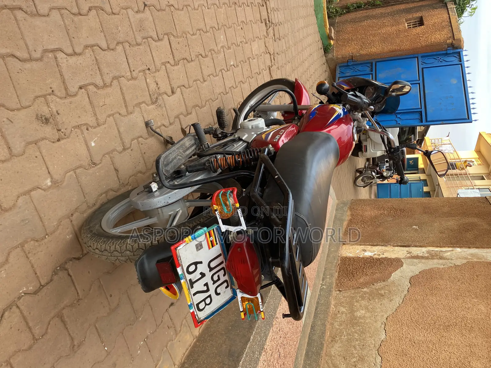 Bajaj CT 125X 2024 Red