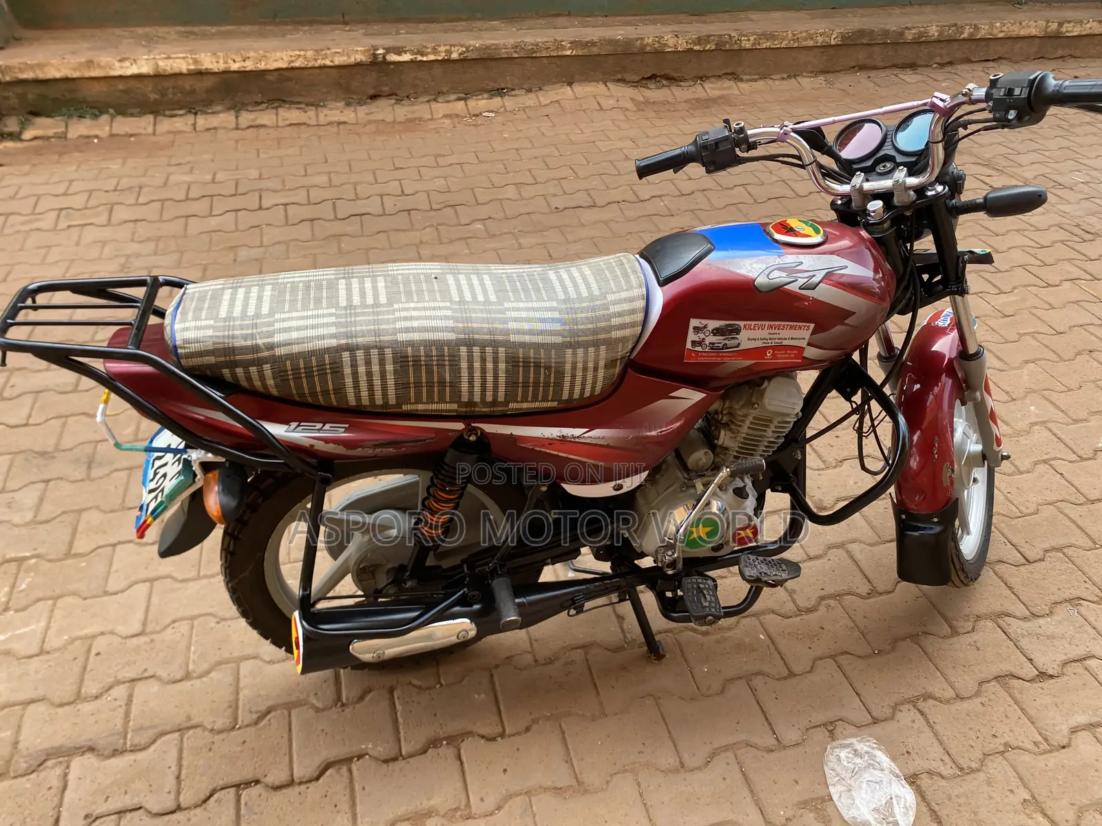 Bajaj CT 125X 2023 Red