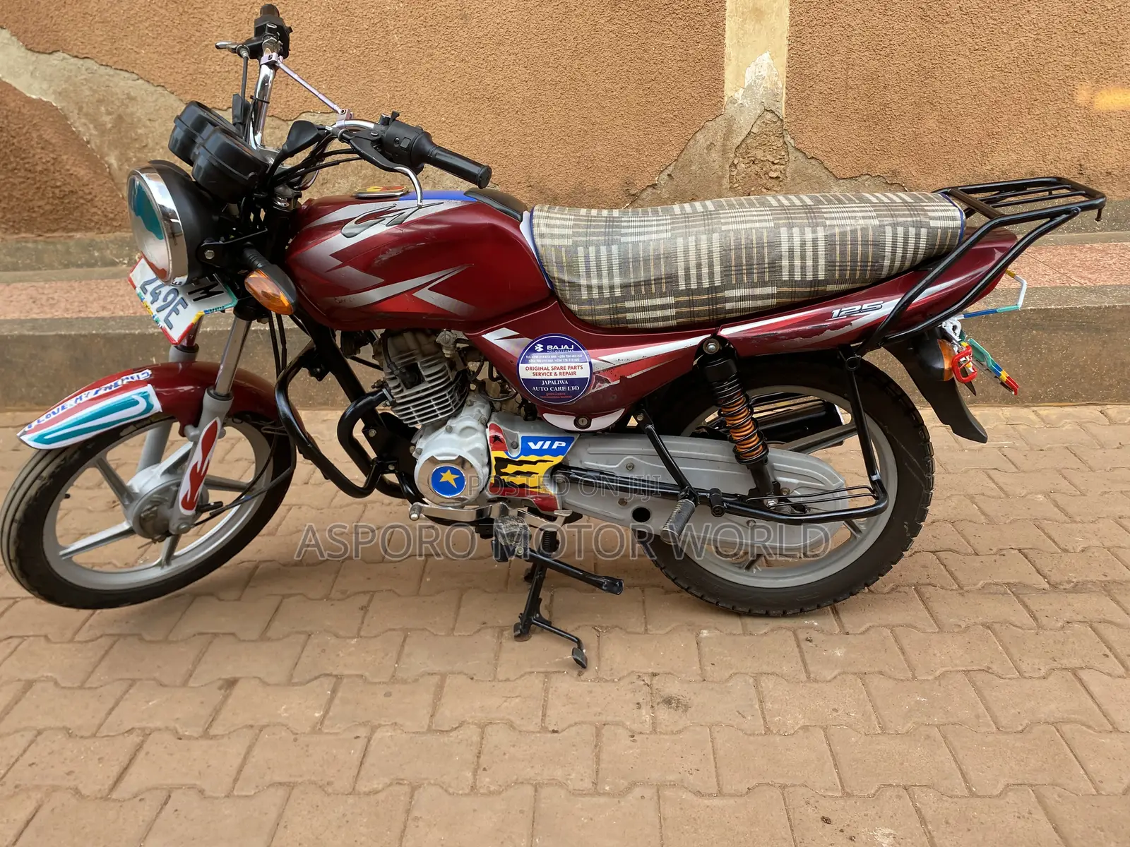 Bajaj CT 125X 2023 Red