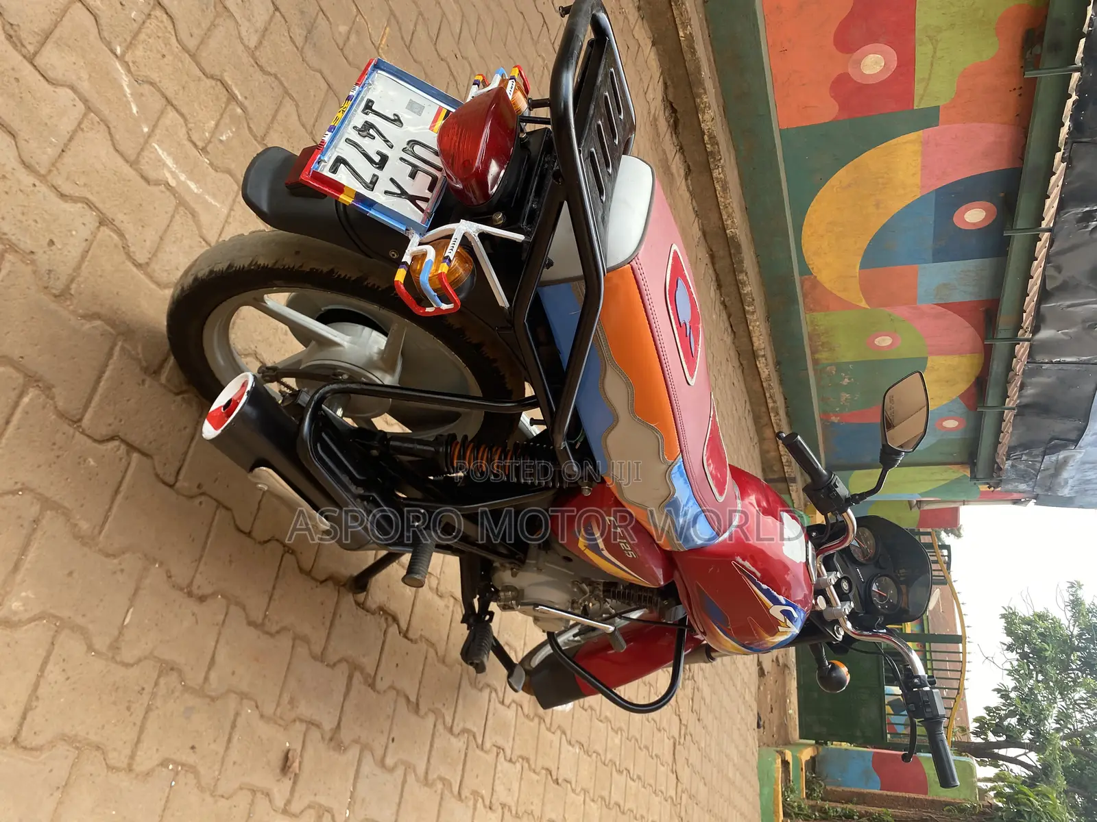 Bajaj CT 125X 2023 Red