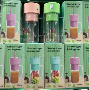Portable Electric Juicer Cup With a Built-in Straw Lid.