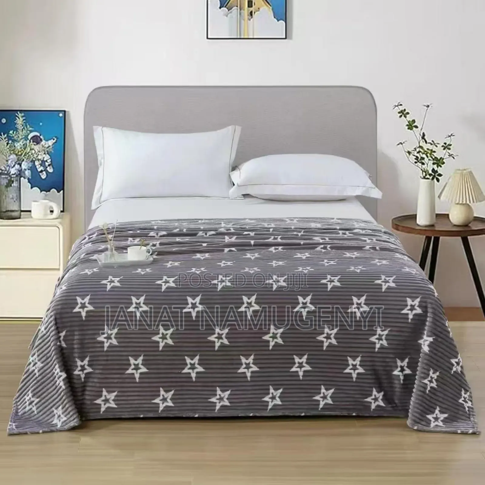 Light Fleece Blankets Available in Different Colors
