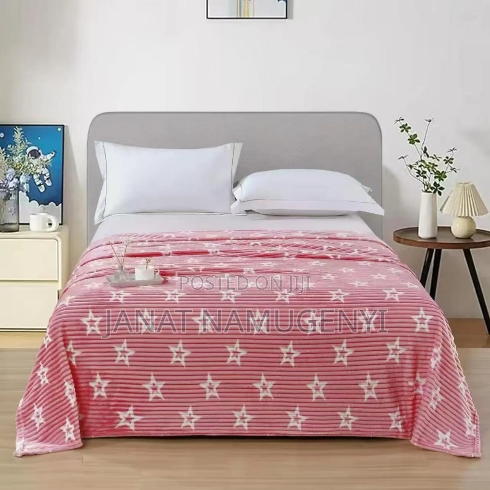 Light Fleece Blankets Available in Different Colors