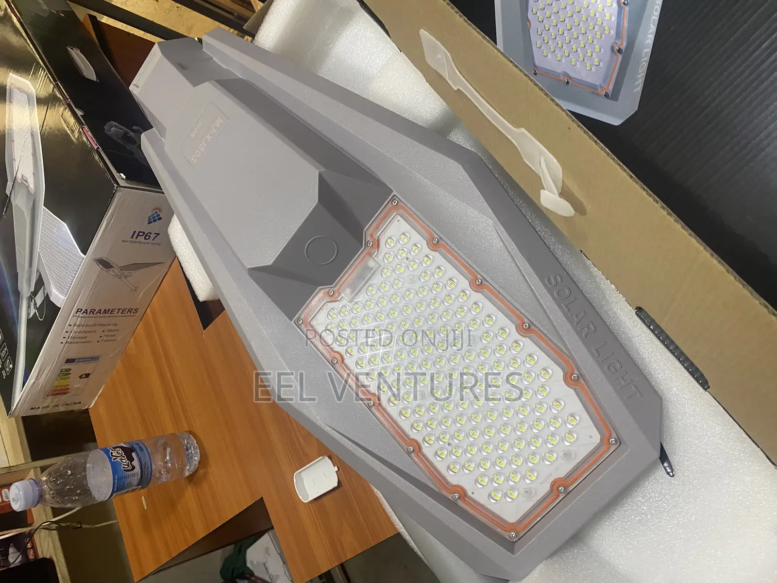 Focus Solar Streetlights