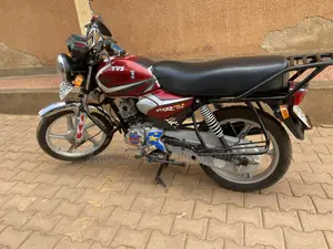 TVS HLX 125 2021 Red