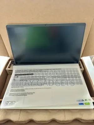 New Laptop Lenovo Ideapad 3 8GB Intel Core I5 SSD 256GB