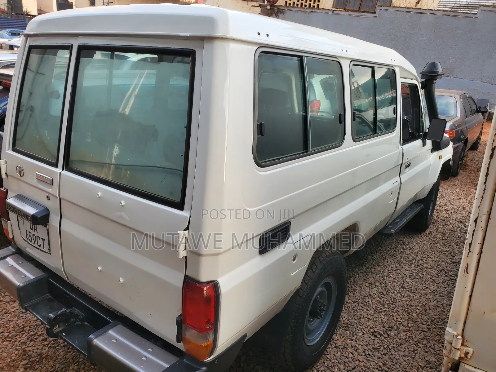 Toyota Land Cruiser Prado 2009 White
