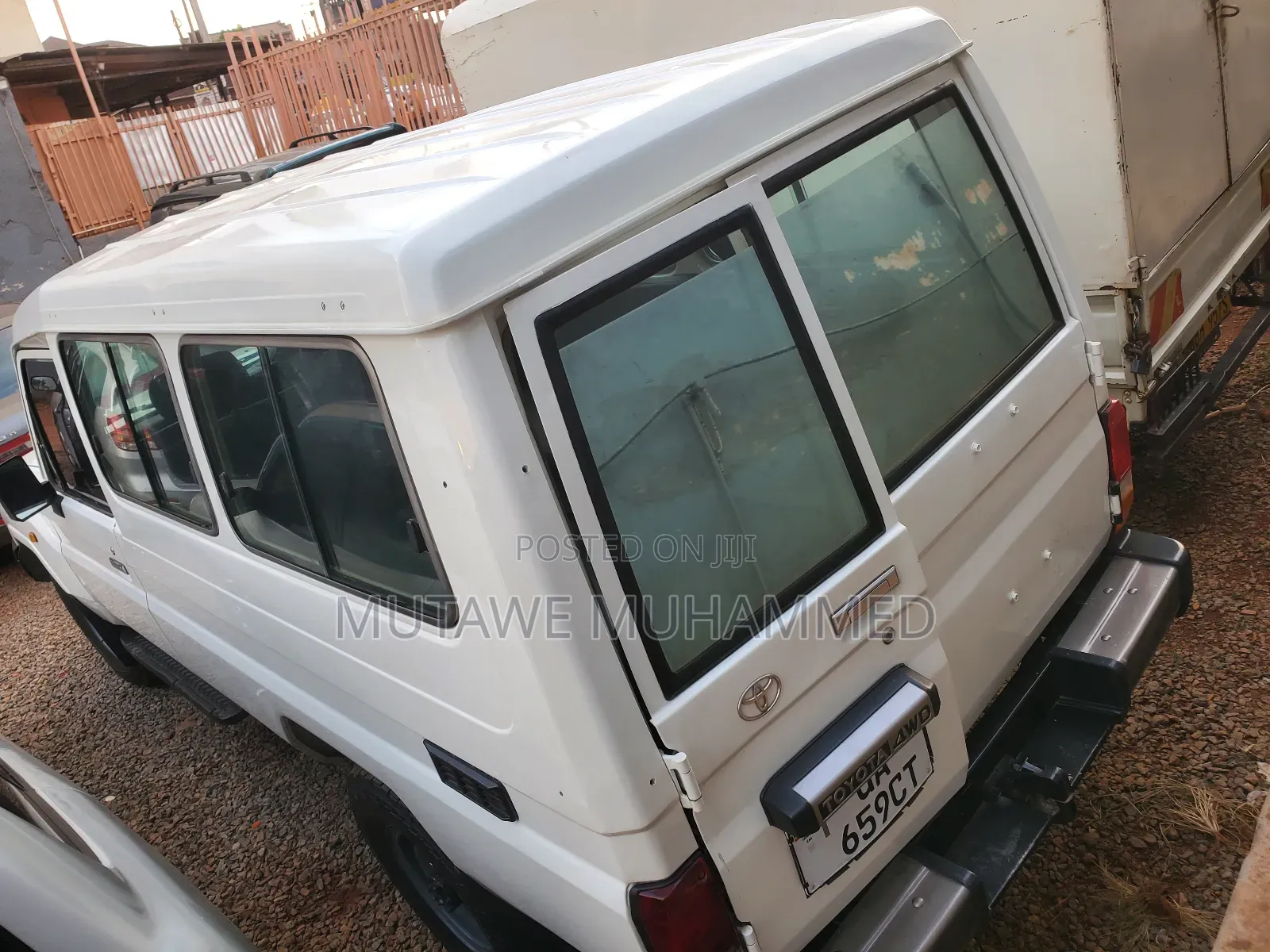 Toyota Land Cruiser Prado 2009 White