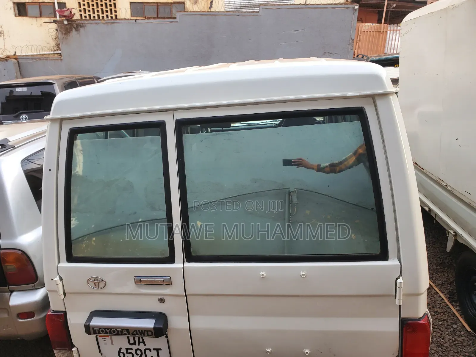 Toyota Land Cruiser Prado 2009 White