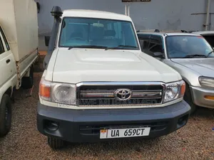 Toyota Land Cruiser Prado 2009 White