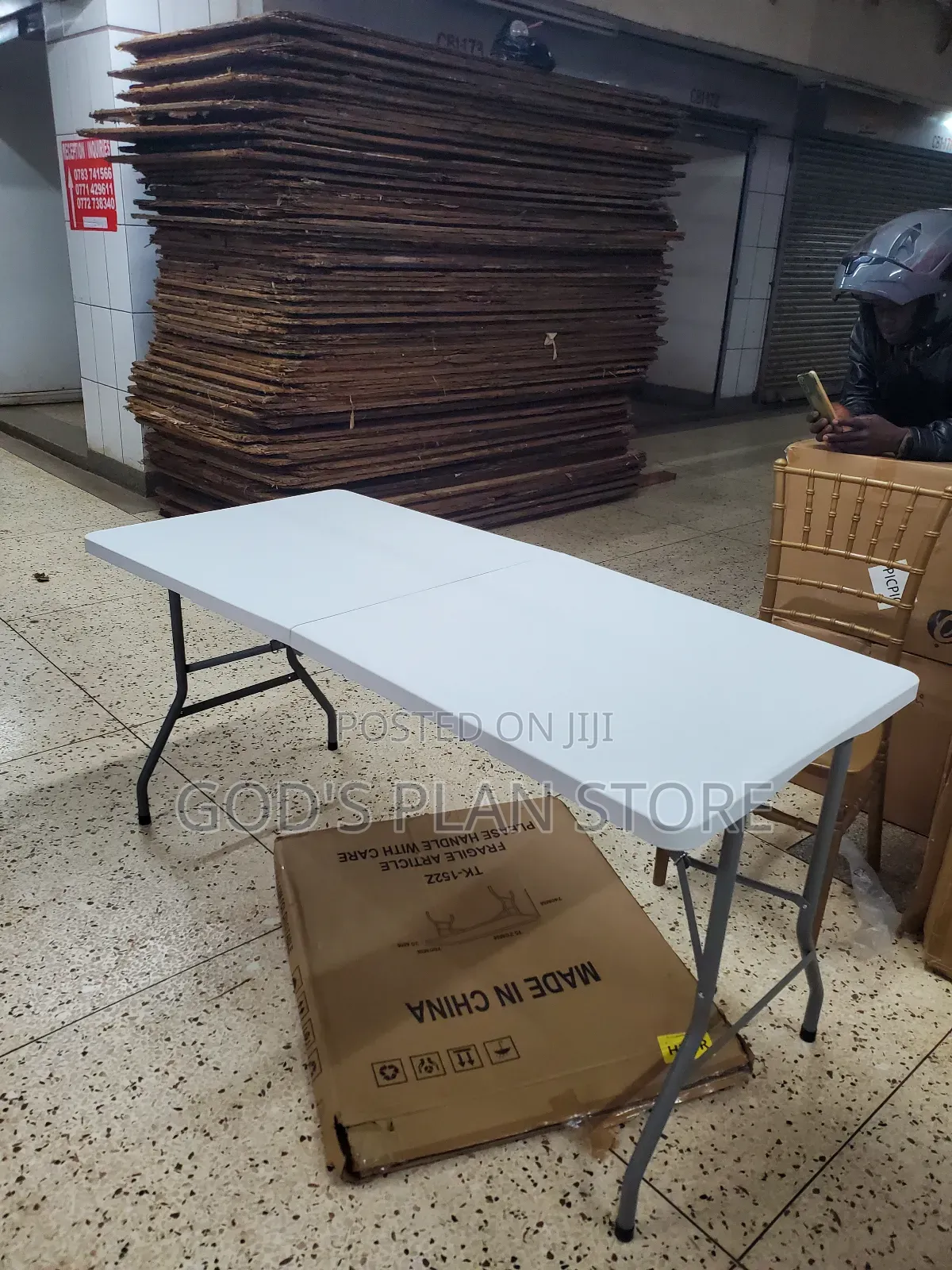 Field Plastic Table Field Plastic Table 150cm