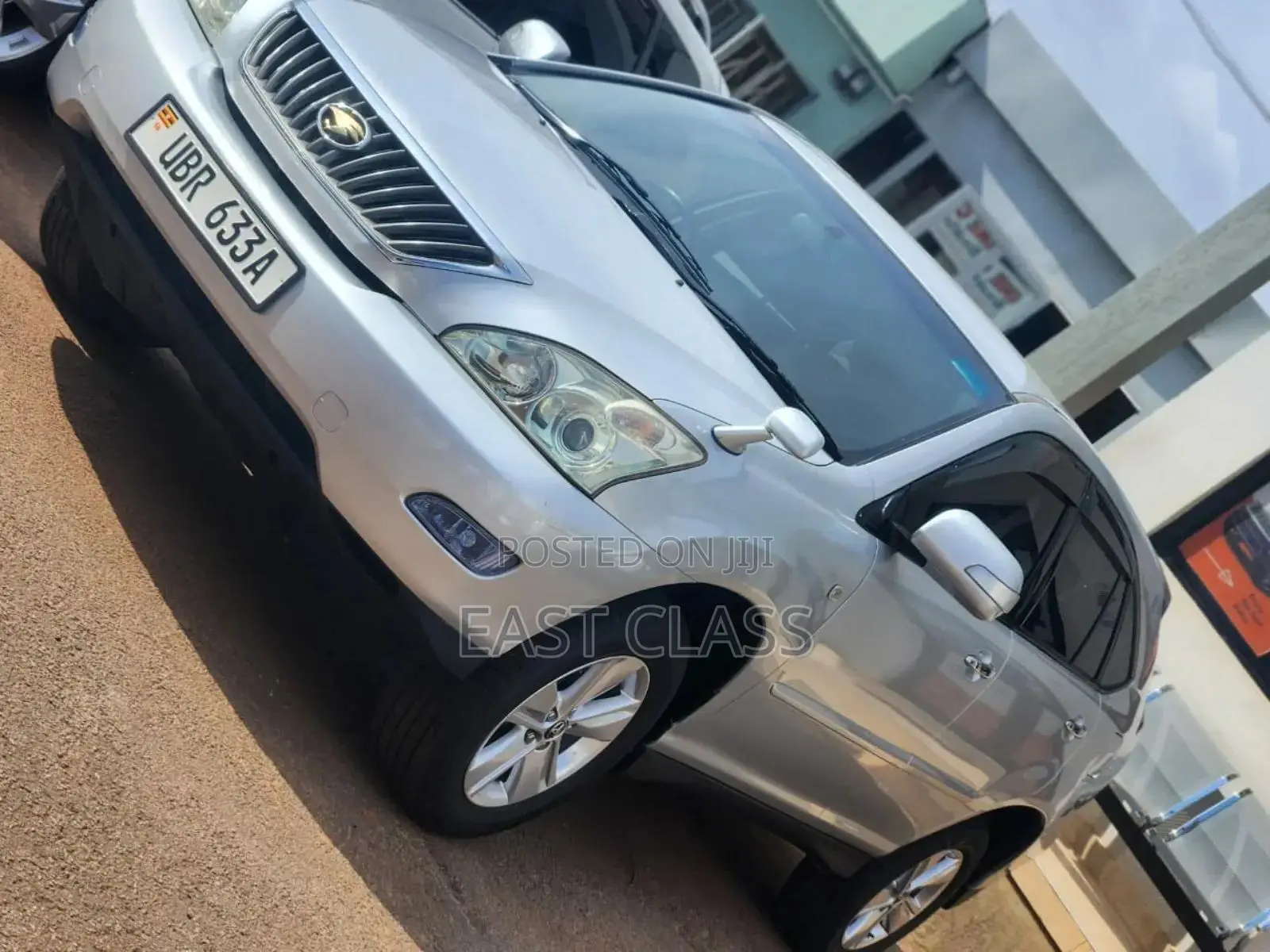 Toyota Harrier 2.4 2010 Silver