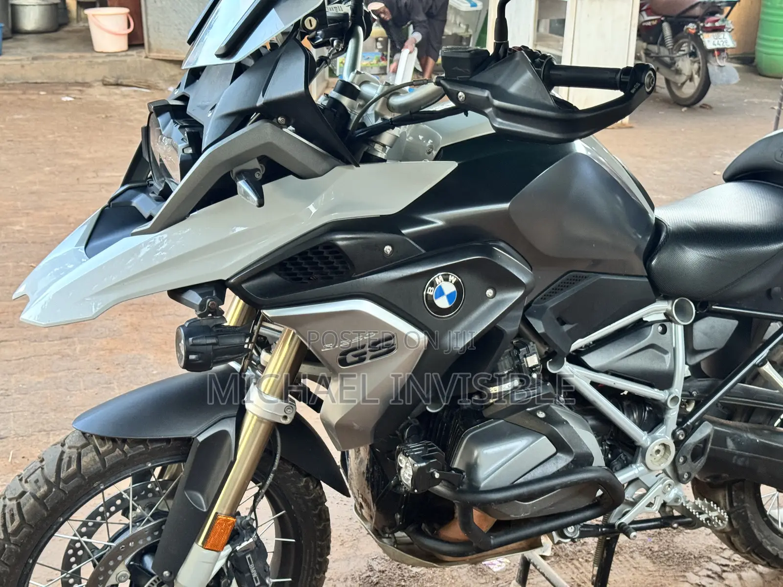 BMW R1250GS 2023 White