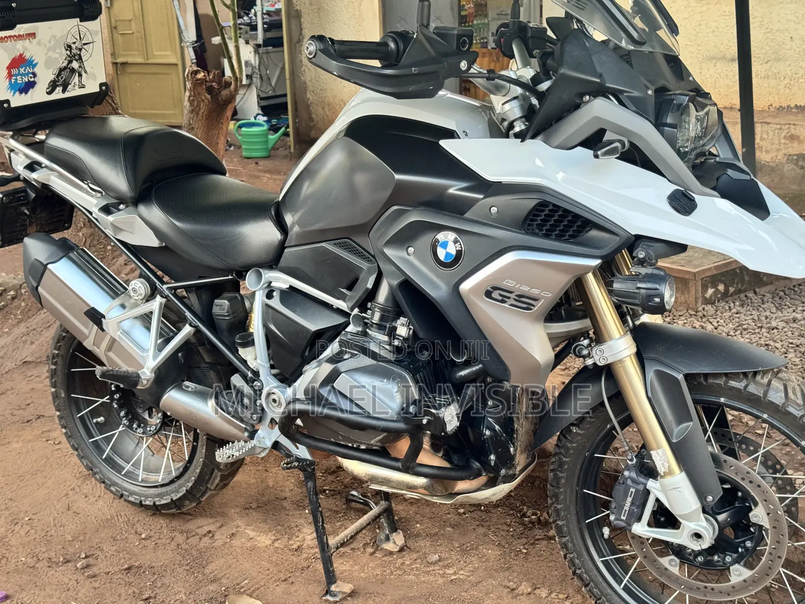 BMW R1250GS 2023 White