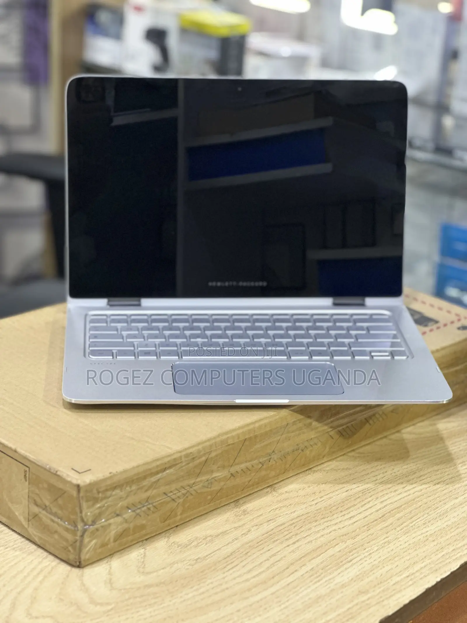 New Laptop HP Spectre X360 13 8GB Intel Core I7 SSD 256GB
