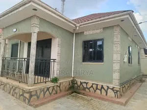 3bdrm Bungalow in Central Division for sale