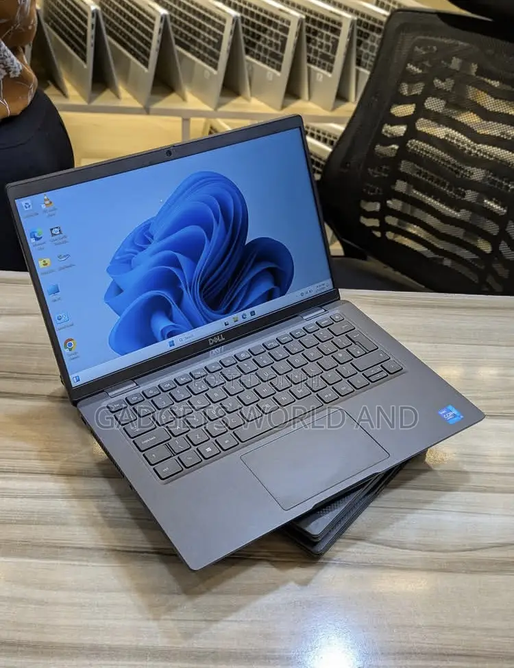 New Laptop Dell Latitude 7420 16GB Intel Core I7 SSD 512GB