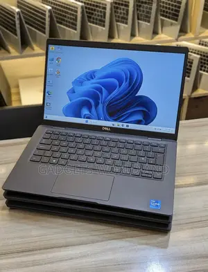 New Laptop Dell Latitude 7420 16GB Intel Core I7 SSD 512GB
