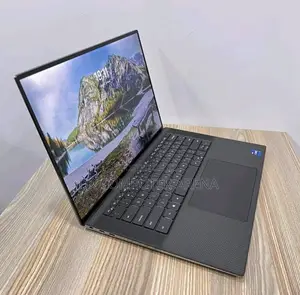 Laptop Dell Precision 5550 16GB Intel Core I7 HDD+SSD 512GB