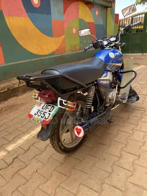 TVS HLX 125 2022 Blue