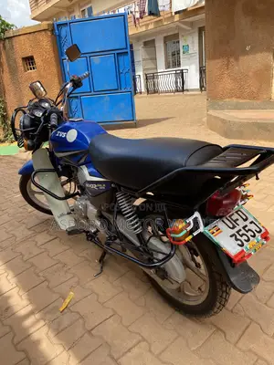 TVS HLX 125 2022 Blue