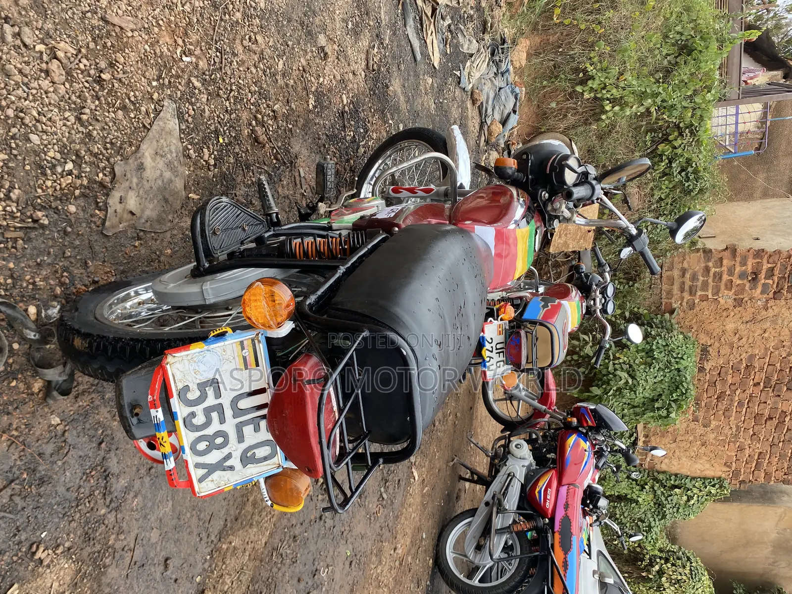 Bajaj Boxer 100 2021 Red