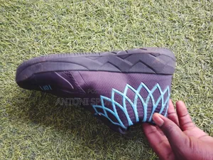 Black Shoe for Basketball 
