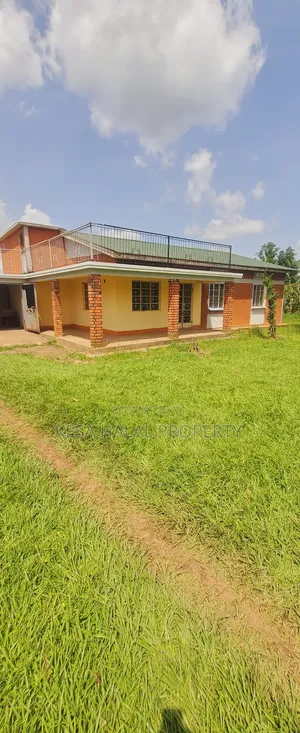Good Commercial 15 Acres After Migade on Bombo Rd Good for Real Estate