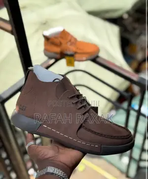 Original Men’S Coffee Brown Caterpillar (Cat) Chukka Leather Boots