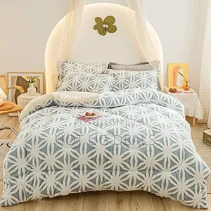 6x6 4pcs Tufted Duvet Set With Bedsheet And Two Pillow Cases - Multi