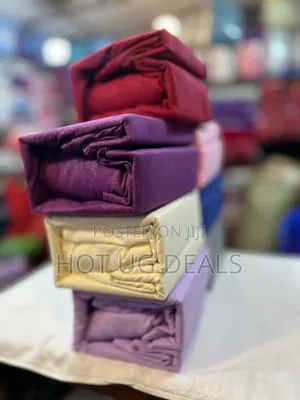 6x6 Fitted Bedsheet 4pcs Set. 1 Fitted, 1 Flat And Two Pillow Cases
