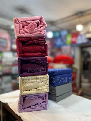 6x6 Fitted Bedsheet 4pcs Set. 1 Fitted, 1 Flat And Two Pillow Cases