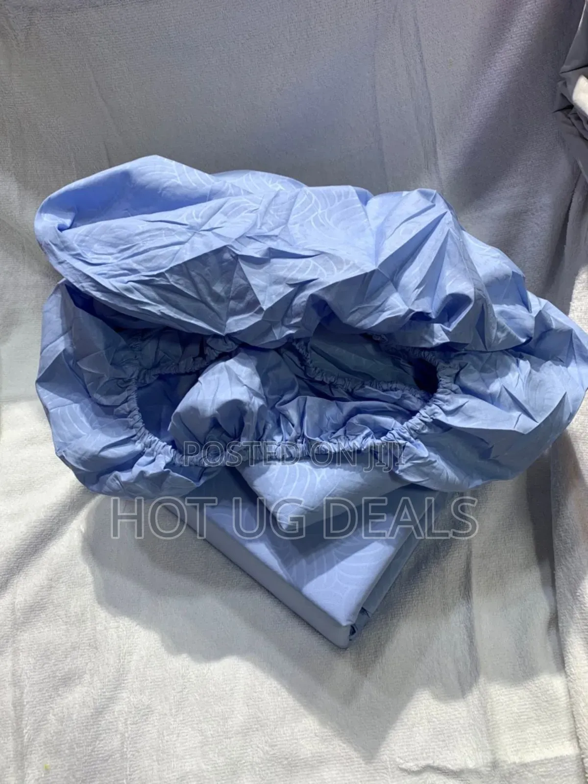 6x6 Fitted Bedsheet 4pcs Set. 1 Fitted, 1 Flat And Two Pillow Cases
