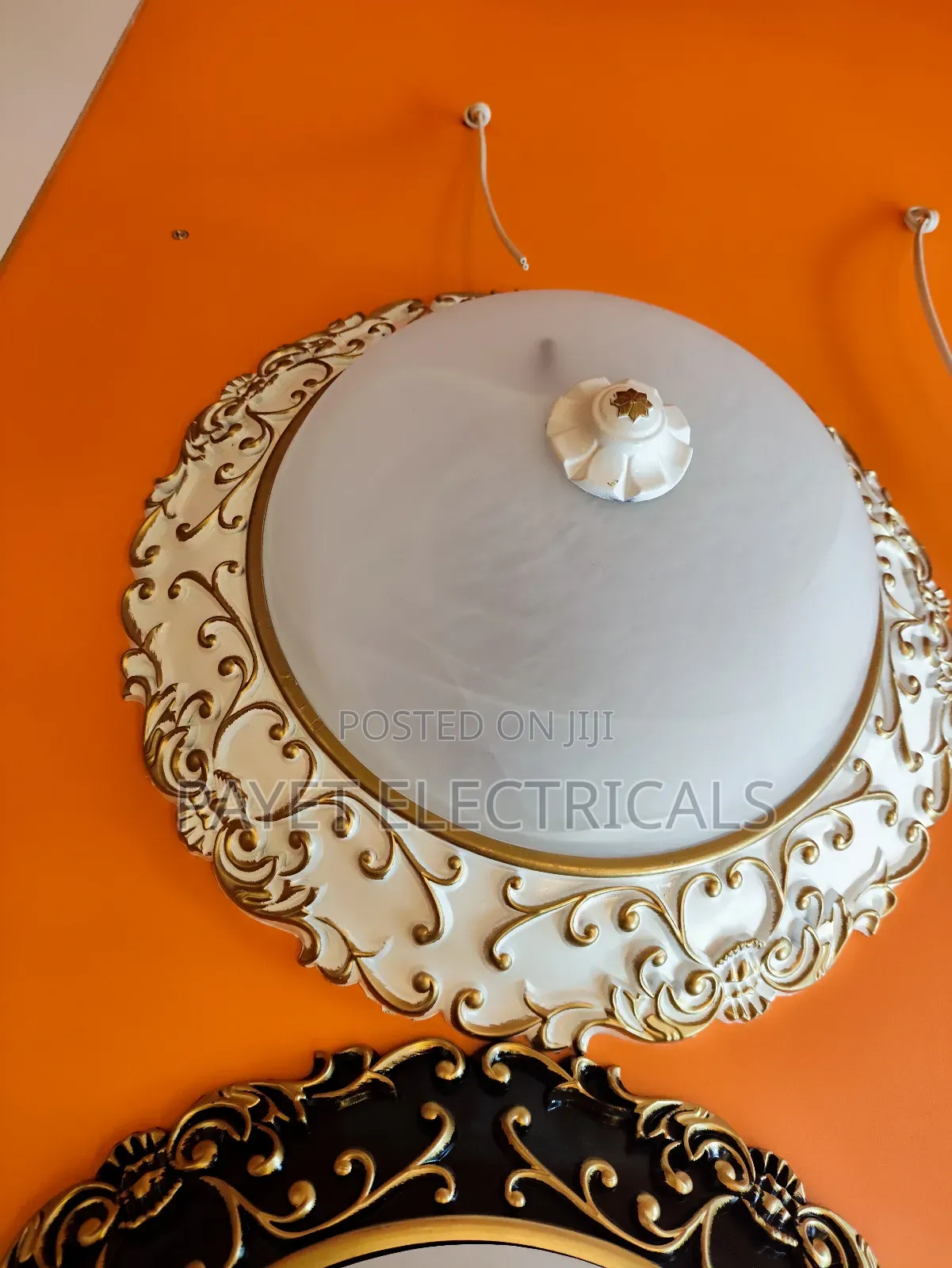 Gold/White Sitting Room Lamp Holder
