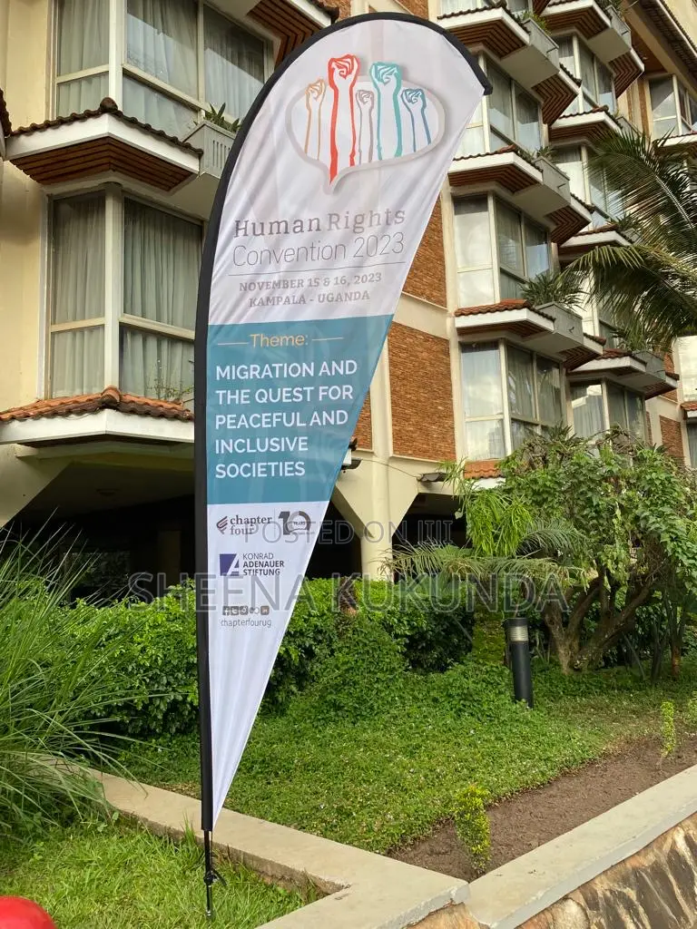 Teardrops and Pull-Up Banners