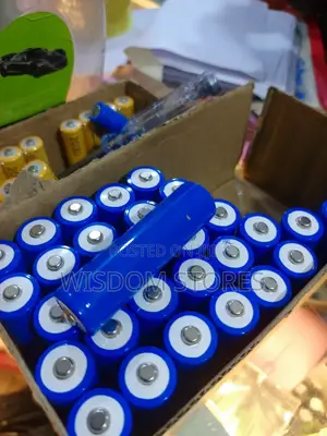 Lithium Ion Battery 18650 3.7v Rechargeable Cell Lithium Battery