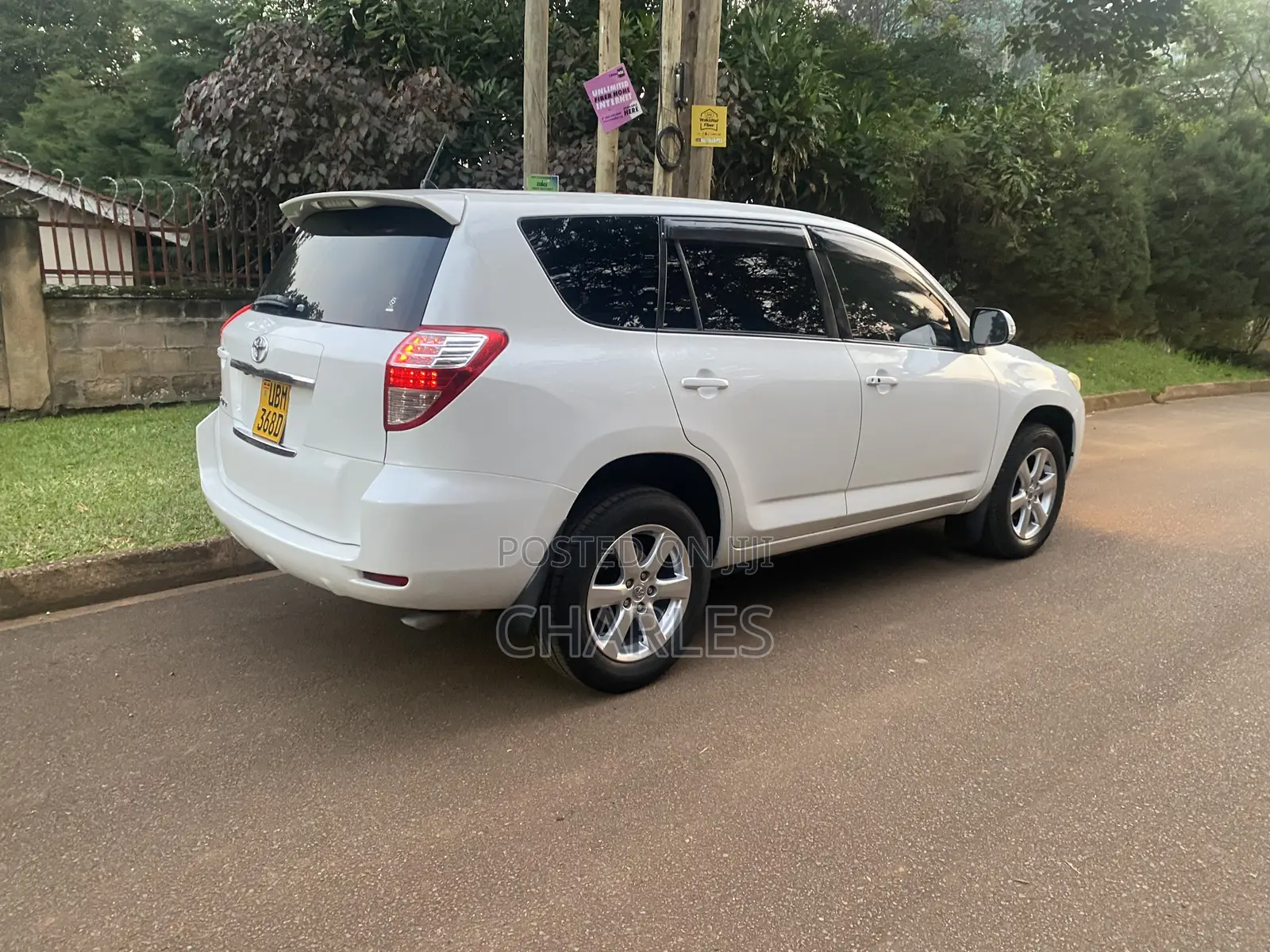 Toyota Vanguard 2009 White