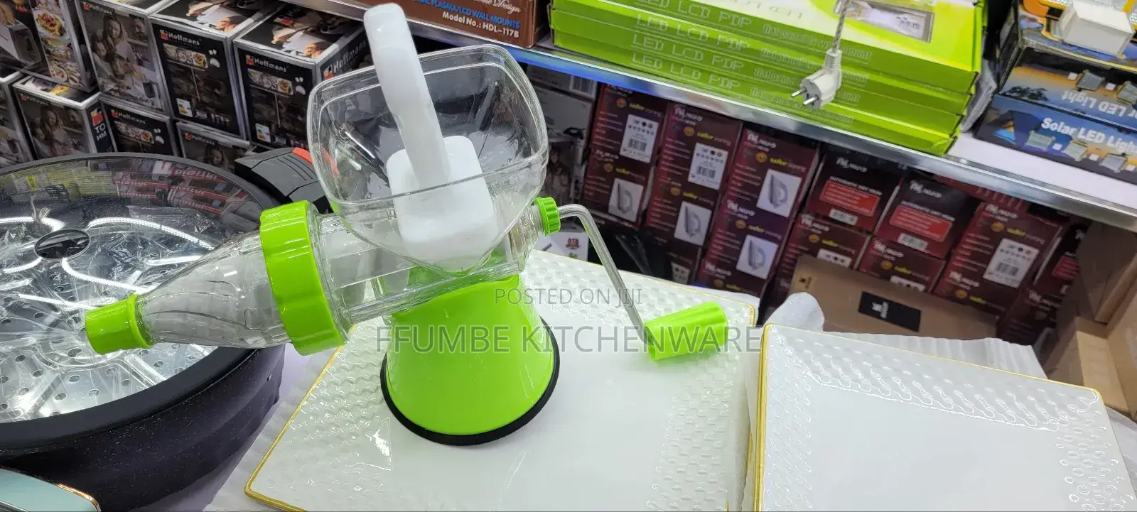 Manual Juicer or Manual Blender