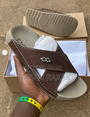 New Classic Men’S Brown Polex Cross Sandals