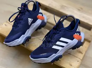 Men’S Blue Adidas Terrex Trail Running/Hiking Sneakers