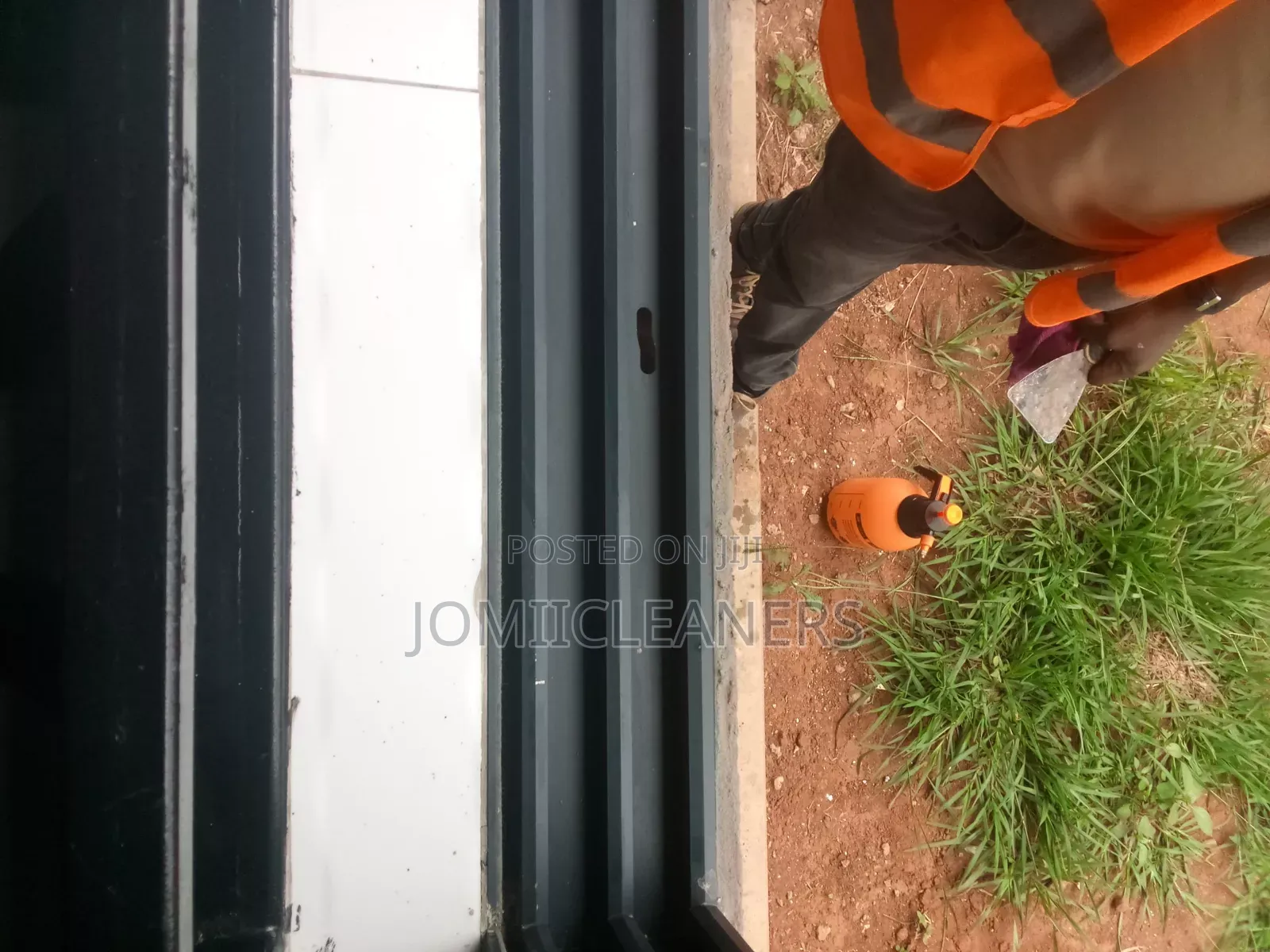 Floor Scrubbing and Window Cleaning