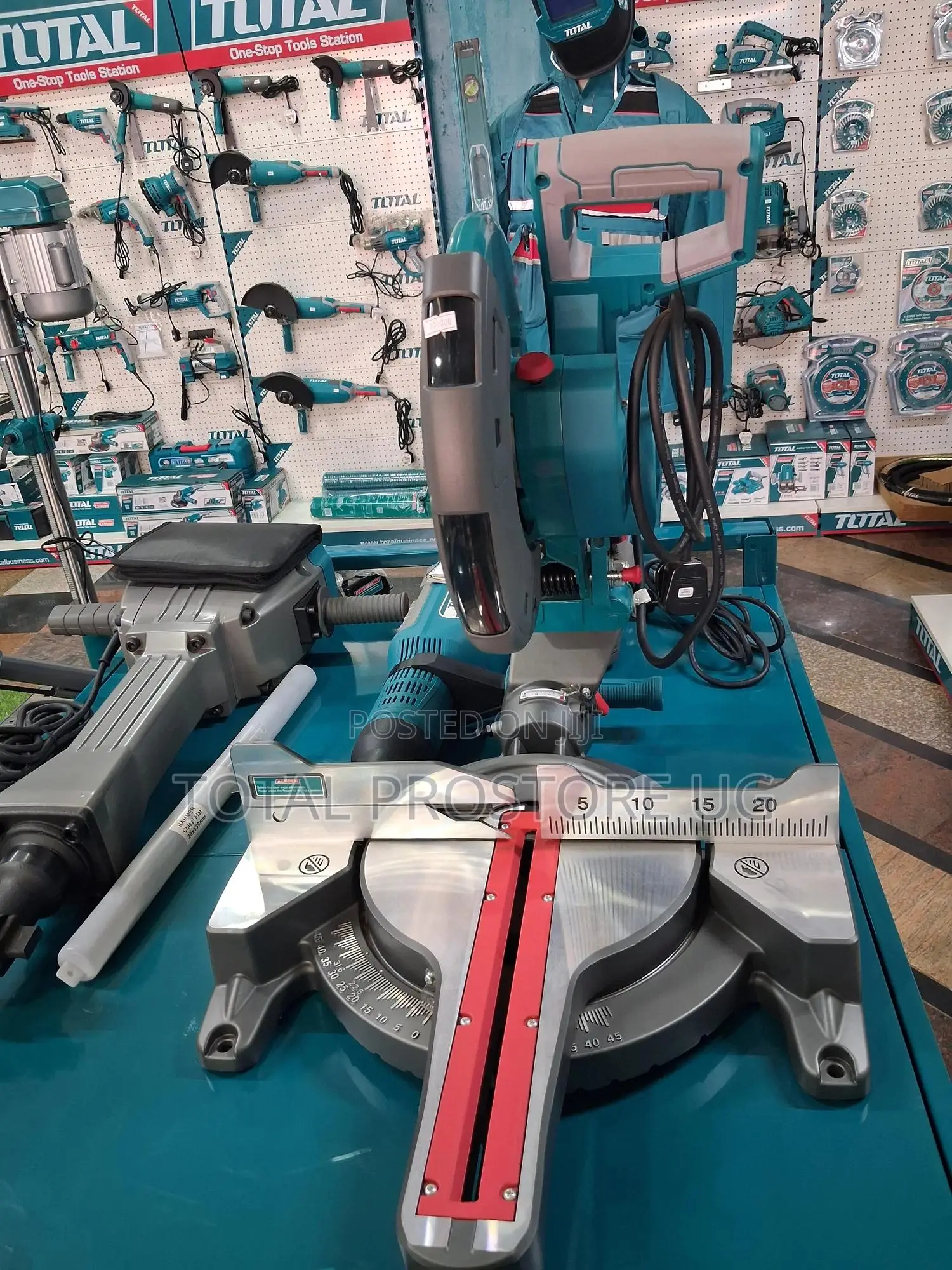 Mitre Saw 2400w 12"