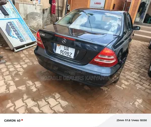 Mercedes-Benz C180 2000 Blue