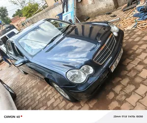 Mercedes-Benz C180 2000 Blue