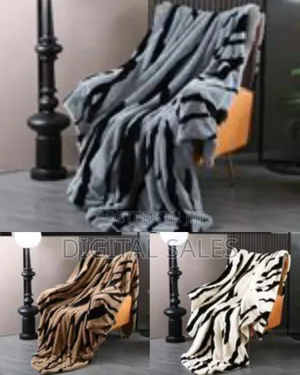 Luxurious Textured Faux Fur Throw Blanket - Multicolor
